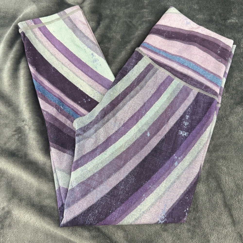 Niyama Sol Purple Haze Beachcomber Crop Legging Yoga S Purple Mint Green Stripe